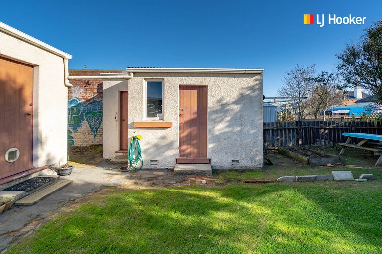 Photo of property in 77 Fawcett Street, South Dunedin, Dunedin, 9012