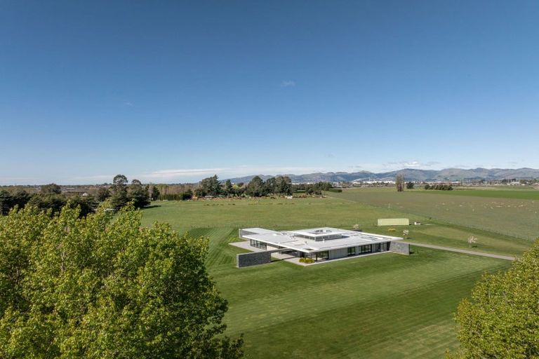 Photo of property in 400 Pound Road, Yaldhurst, Christchurch, 7676