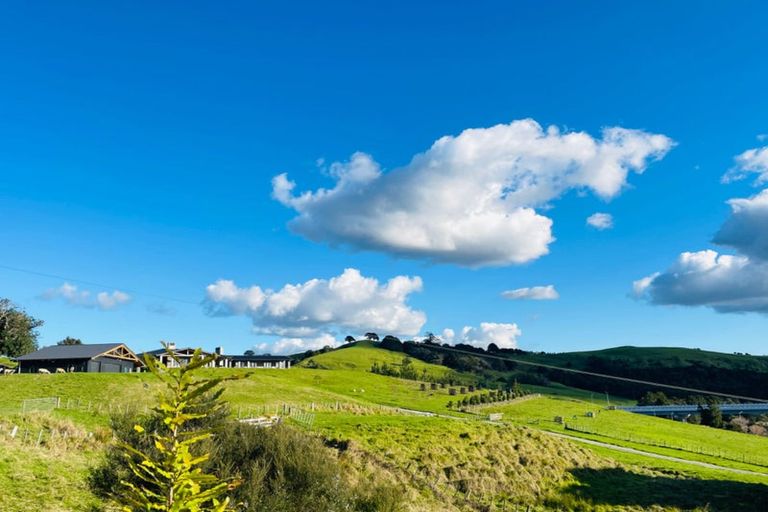 Photo of property in 10 Hungry Creek Road, Puhoi, Warkworth, 0983