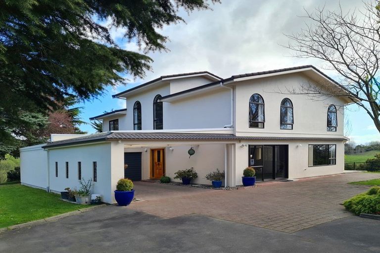 Photo of property in 98 Lane Road, Havelock North, 4130