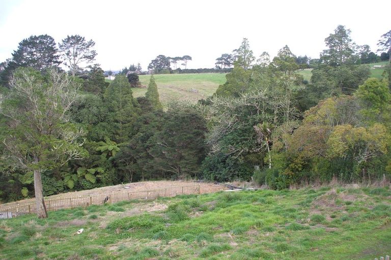 Photo of property in 22 Viridian Lane, Greenhithe, Auckland, 0632