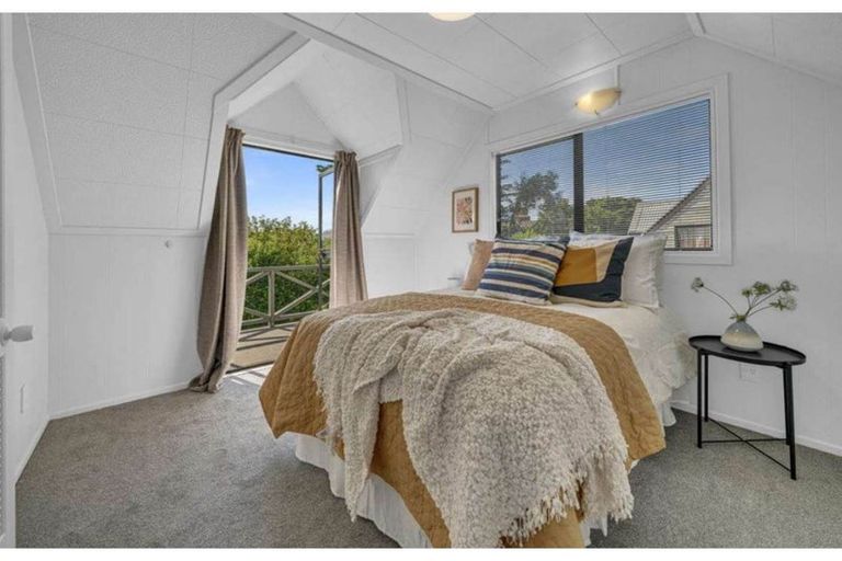 Photo of property in 2/40 Rosella Road, Mangere East, Auckland, 2024