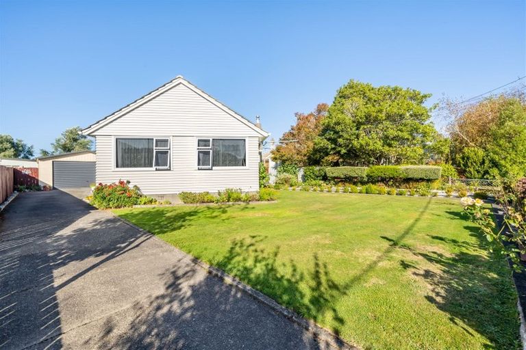 Photo of property in 13 Weka Grove, Elderslea, Upper Hutt, 5018