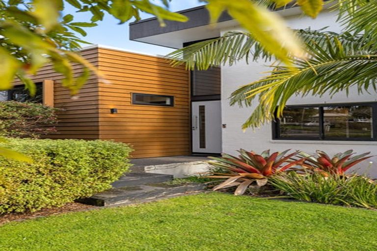 Photo of property in 5 Anselmi Ridge Road, Pukekohe, 2120