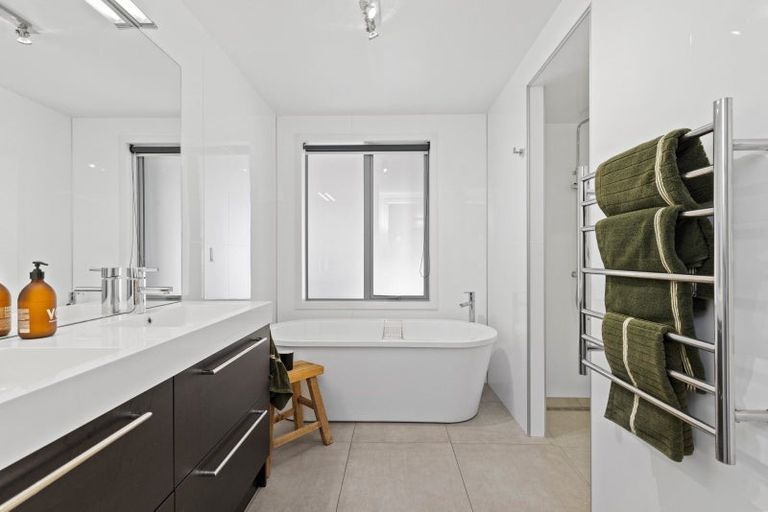 Photo of property in 16a Hall Street, Cambridge, 3434