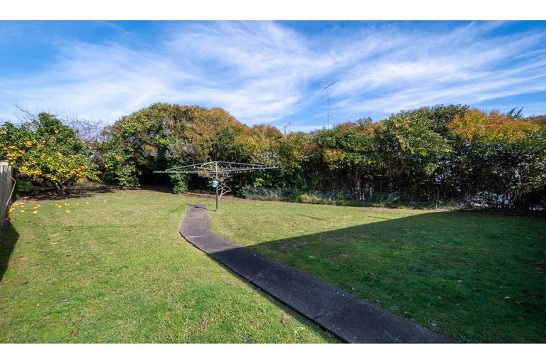 Photo of property in 9 Lowtherhurst Road, Massey, Auckland, 0614