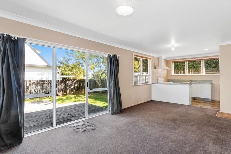 Photo of property in 15a Henderson Crescent, Parkvale, Tauranga, 3112