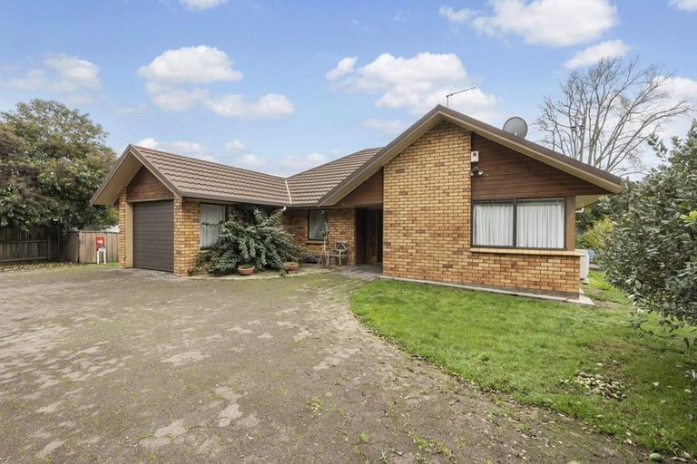 Photo of property in 24 Dalgliesh Avenue, Forest Lake, Hamilton, 3200