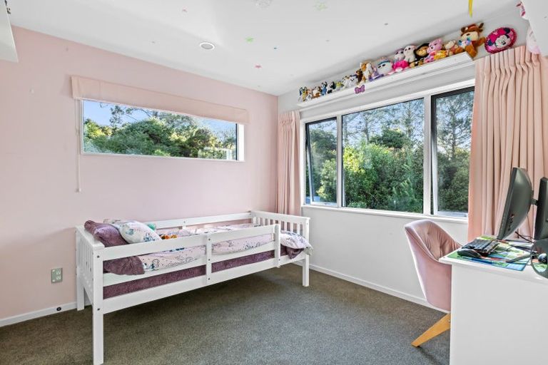 Photo of property in 8 Somerset Place, Stanmore Bay, Whangaparaoa, 0932