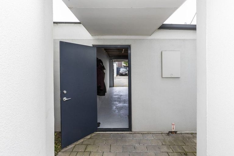 Photo of property in 216 Gloucester Street, Christchurch Central, Christchurch, 8011
