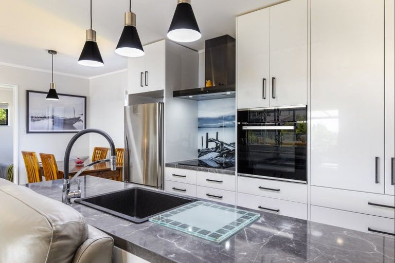 Photo of property in 6 Turangitukua Terrace, Kuratau, Turangi, 3381