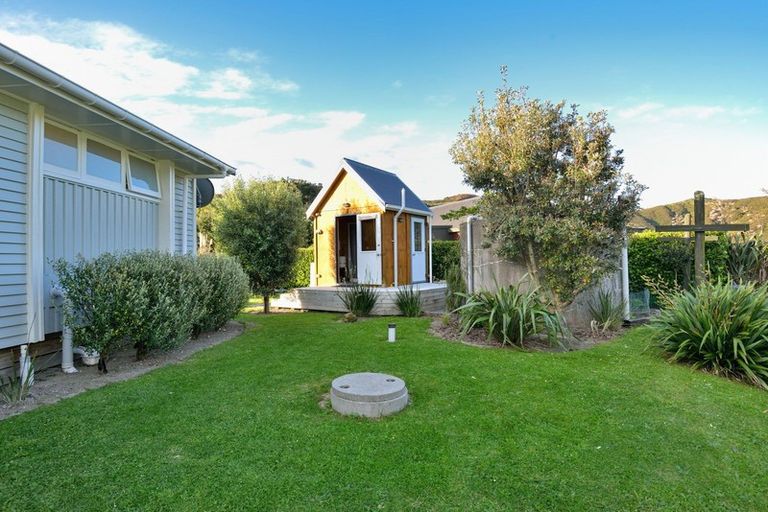 Photo of property in 15b Ratau Street, Mahia, 4198