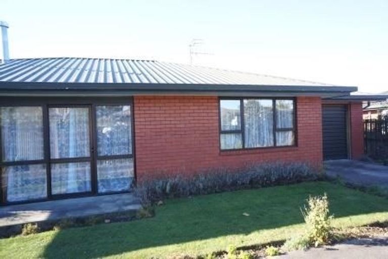 Photo of property in 15b Queen Street, Rangiora, 7400