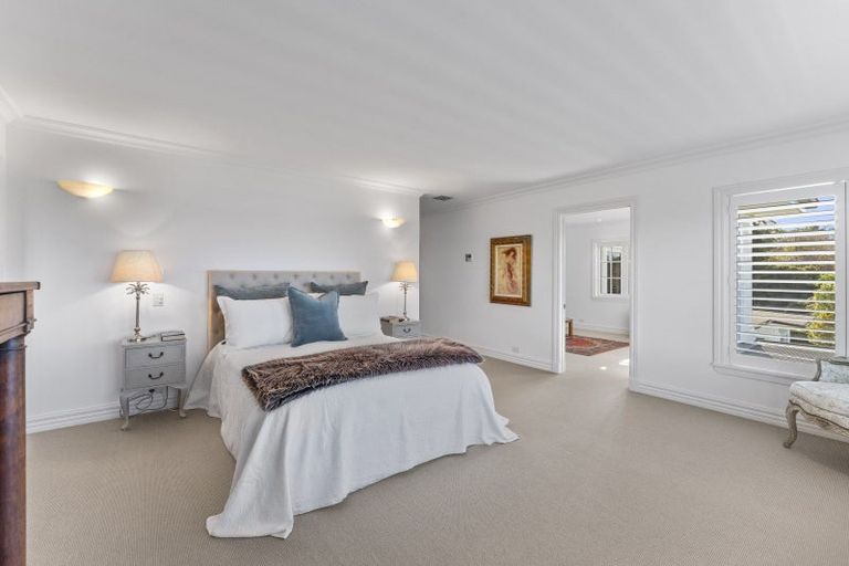 Photo of property in 423 Gillespie Place, Acacia Bay, Taupo, 3385