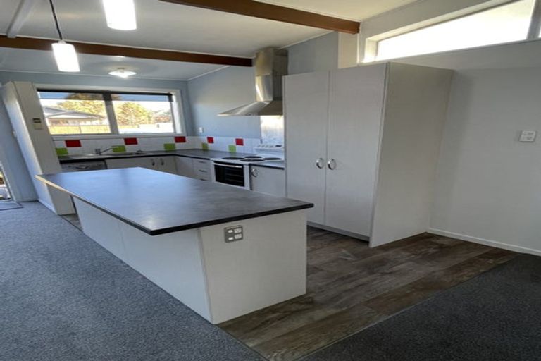 Photo of property in 2/17 Wills Street, Ashburton, 7700