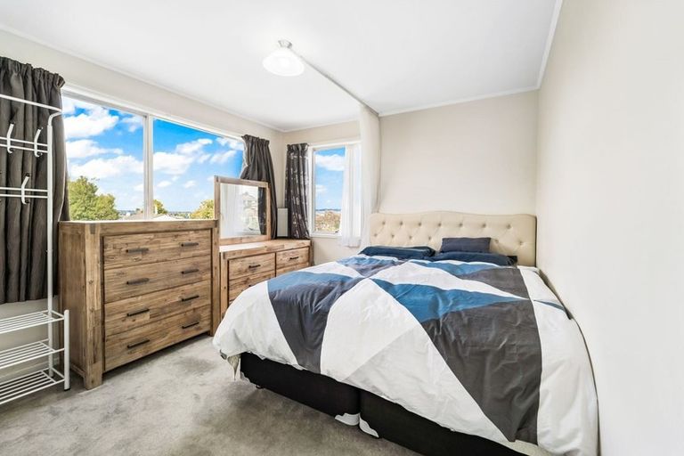 Photo of property in 7 Cushla Place, Massey, Auckland, 0614