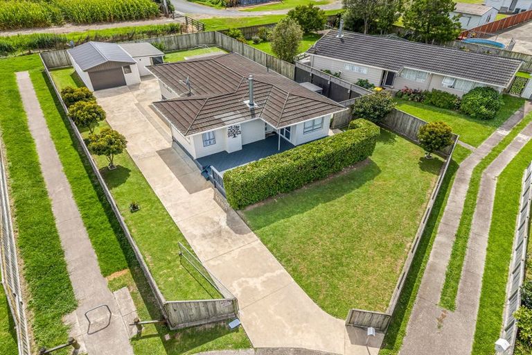 Photo of property in 21 Matipo Place, Edgecumbe, 3120