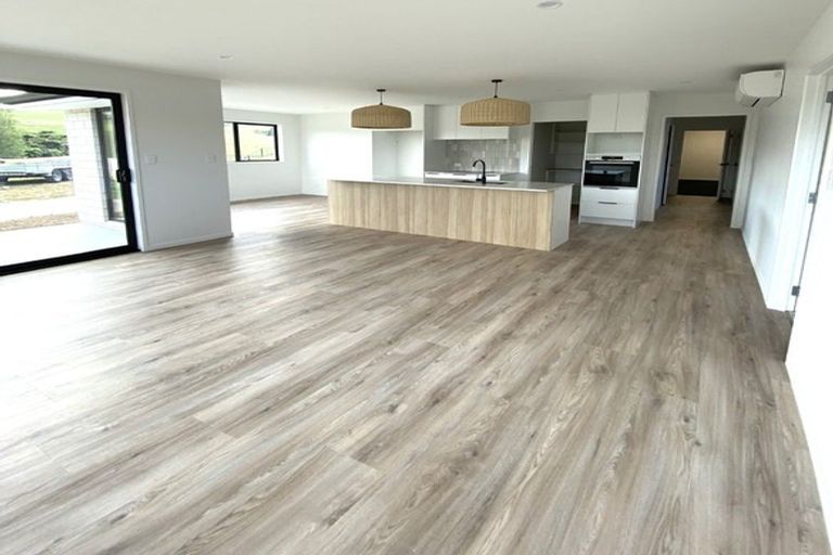 Photo of property in 201 Adler Drive, Ohauiti, Tauranga, 3112