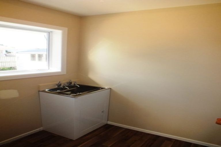 Photo of property in 853 Ferry Road, Woolston, Christchurch, 8023