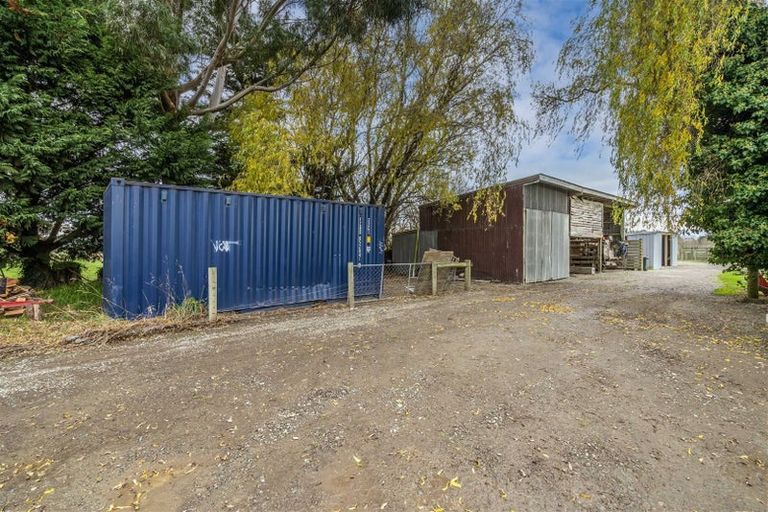 Photo of property in 327 Egerton Road, Winton, 9782