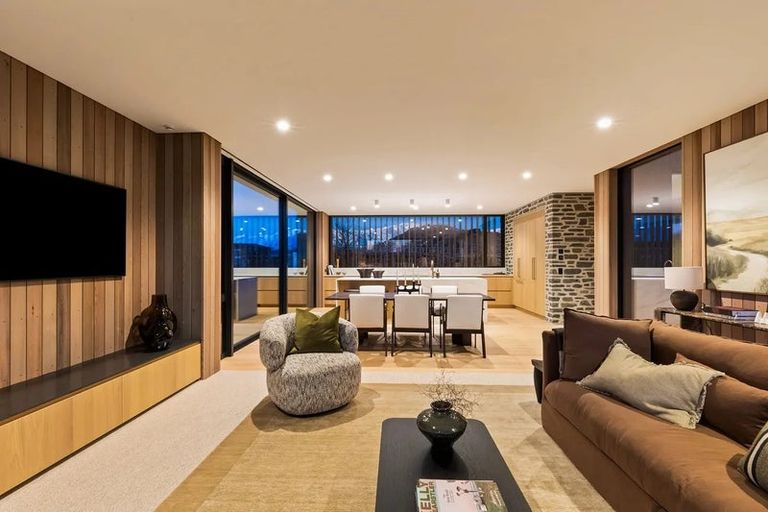 Photo of property in Kawarau Heights, 12 Kawarau Heights Boulevard, Lake Hayes, Queenstown, 9304
