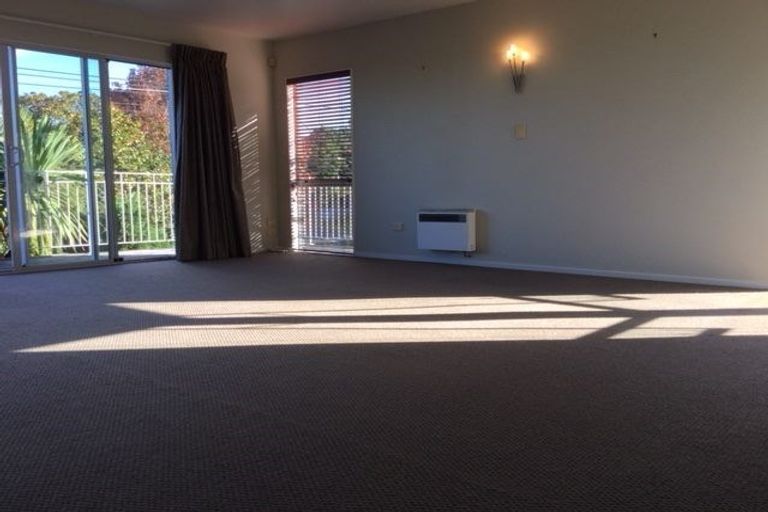 Photo of property in 10a Oban Road, Browns Bay, Auckland, 0630