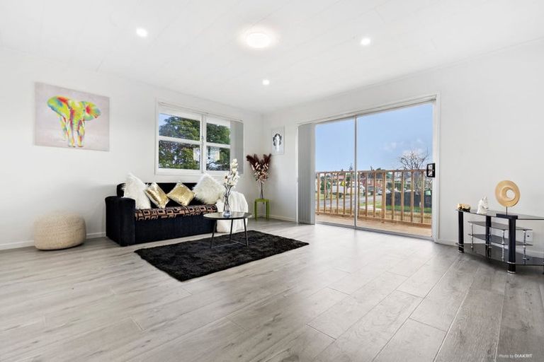 Photo of property in 1b Leeson Place, Mangere, Auckland, 2022