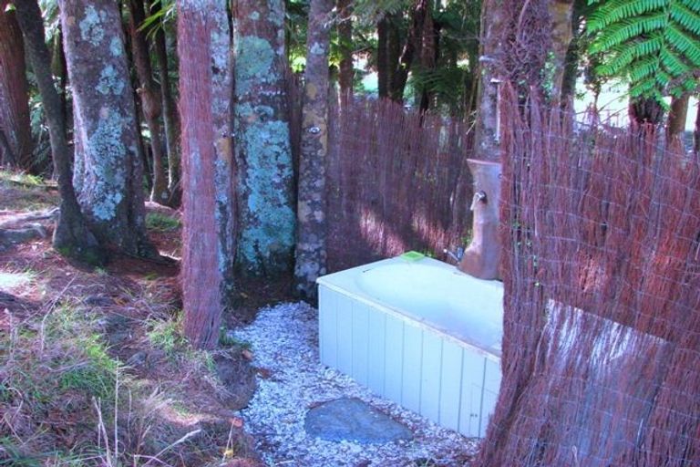 Photo of property in 1665 Matapouri Road, Matapouri, Whangarei, 0173