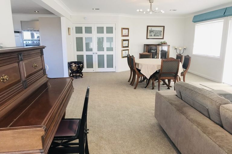 Photo of property in 23a Bournemouth Terrace, Murrays Bay, Auckland, 0630