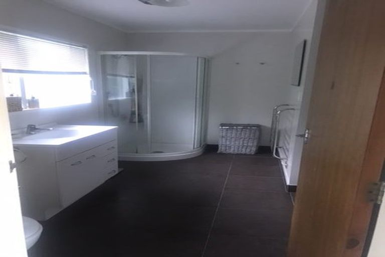 Photo of property in 53 Chartwell Drive, Crofton Downs, Wellington, 6035