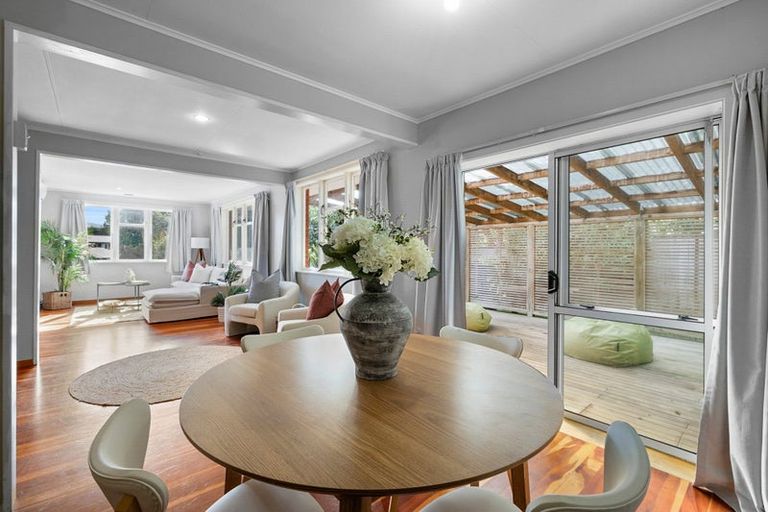 Photo of property in 1a Ward Place, Marfell, New Plymouth, 4310