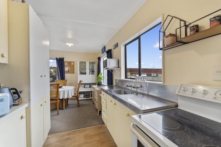 Photo of property in 9 Spackman Crescent, Paraparaumu, 5032