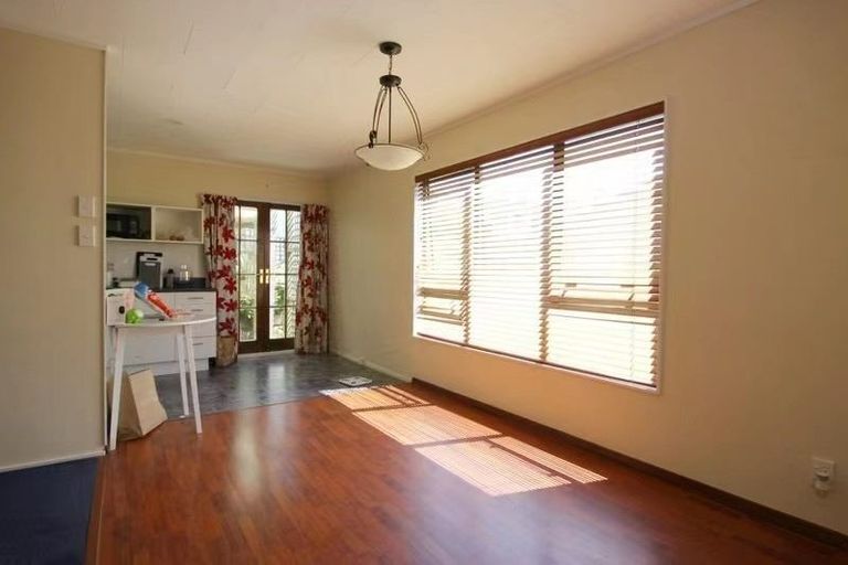 Photo of property in 75 Omapere Street, Whitby, Porirua, 5024