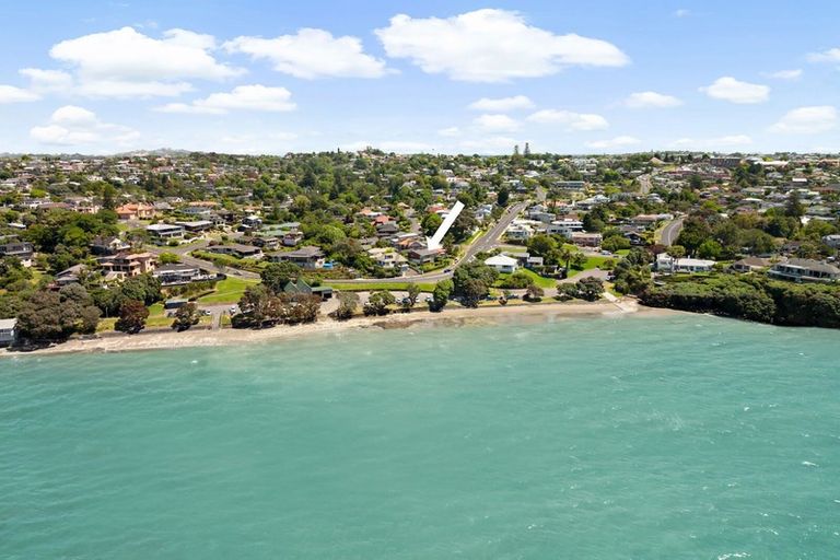 Photo of property in 4/101 Selwyn Road, Cockle Bay, Auckland, 2014