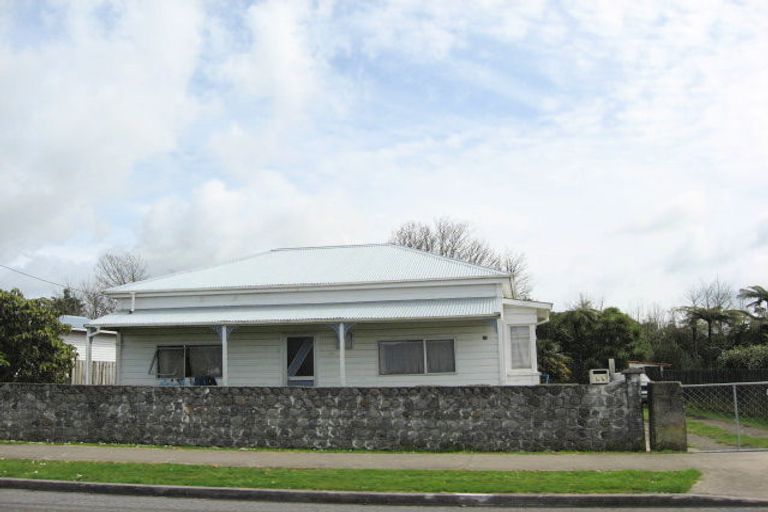 Photo of property in 44 Miro Street, Inglewood, 4330