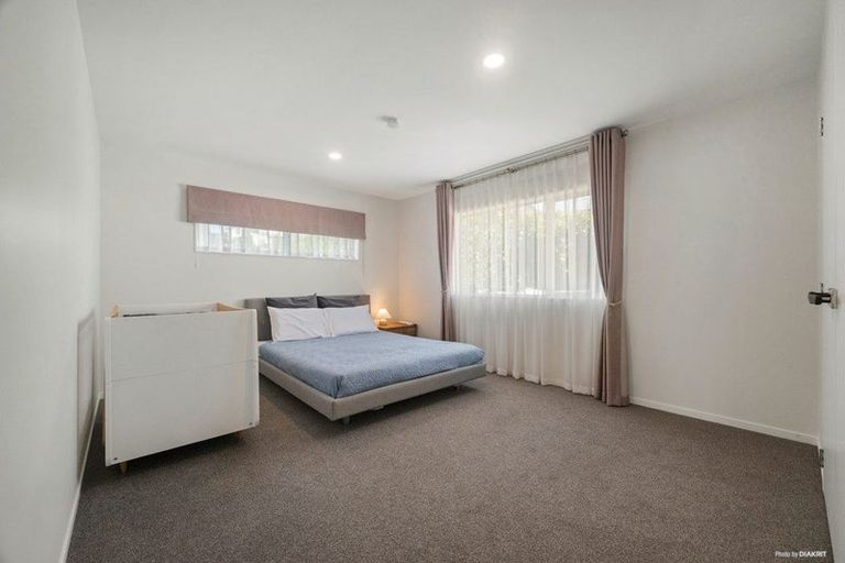 Photo of property in 20 Pennant Street, Long Bay, Auckland, 0630