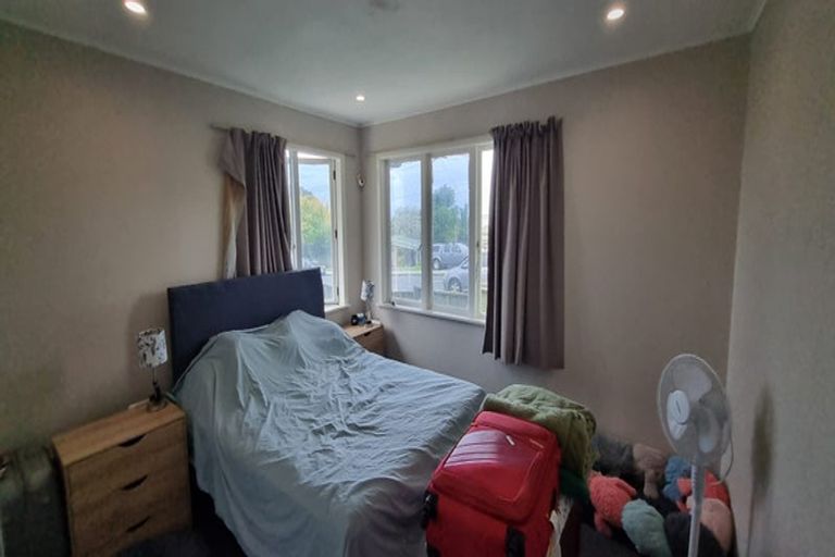 Photo of property in 17c Arran Road, Browns Bay, Auckland, 0630