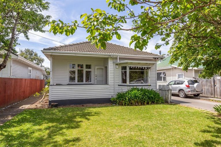 Photo of property in 1/44 Hills Road, Edgeware, Christchurch, 8013