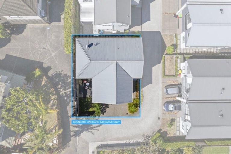 Photo of property in 20a Waterloo Street, Howick, Auckland, 2014