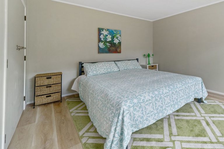 Photo of property in 20 Moore Crescent, Carterton, 5713