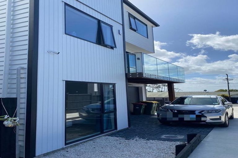Photo of property in 39b Exminster Street, Blockhouse Bay, Auckland, 0600