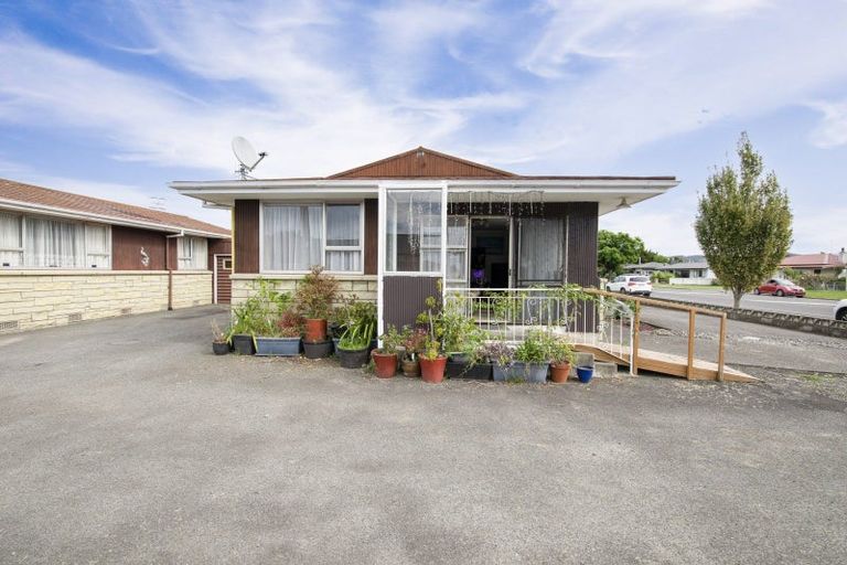 Photo of property in 1/82 Gloucester Street, Greenmeadows, Napier, 4112
