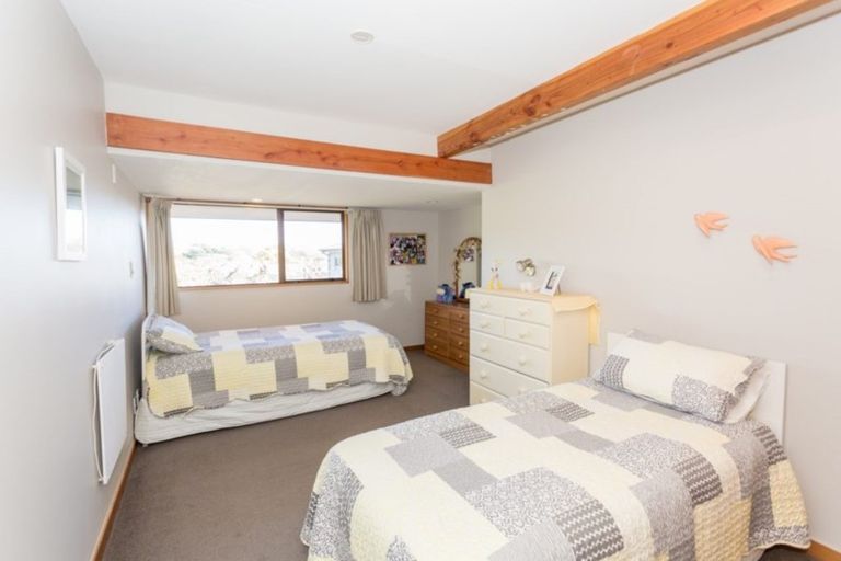 Photo of property in 2 Cambrian Close, Westmorland, Christchurch, 8025