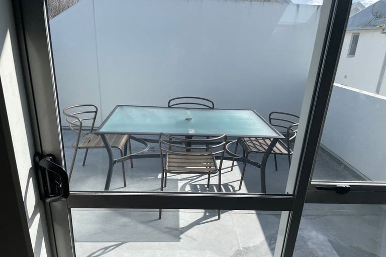 Photo of property in 470f Barbadoes Street, Edgeware, Christchurch, 8013