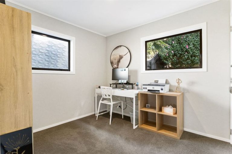 Photo of property in 133 Sandspit Road, Shelly Park, Auckland, 2014