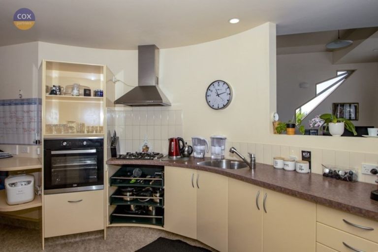 Photo of property in 28 Le Quesne Road, Bay View, Napier, 4104