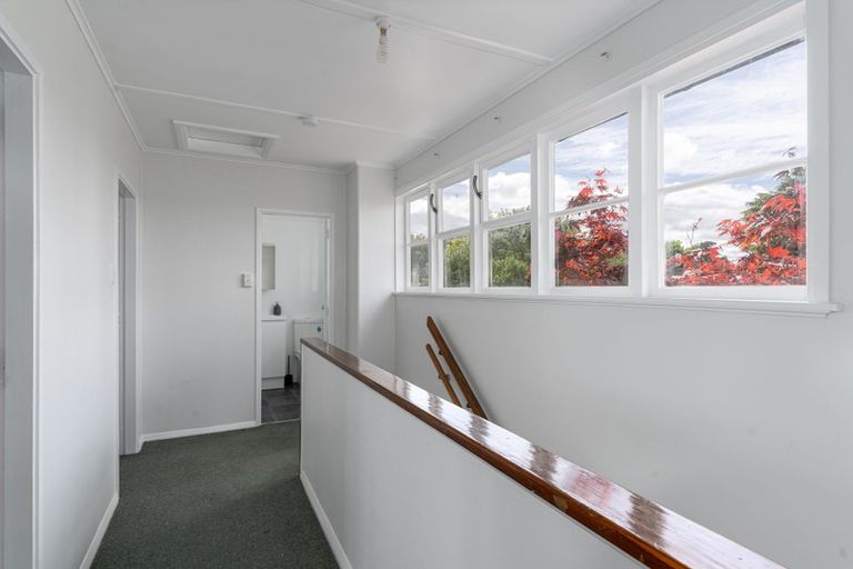 Photo of property in 3 Stamford Place, Lansdowne, Masterton, 5810