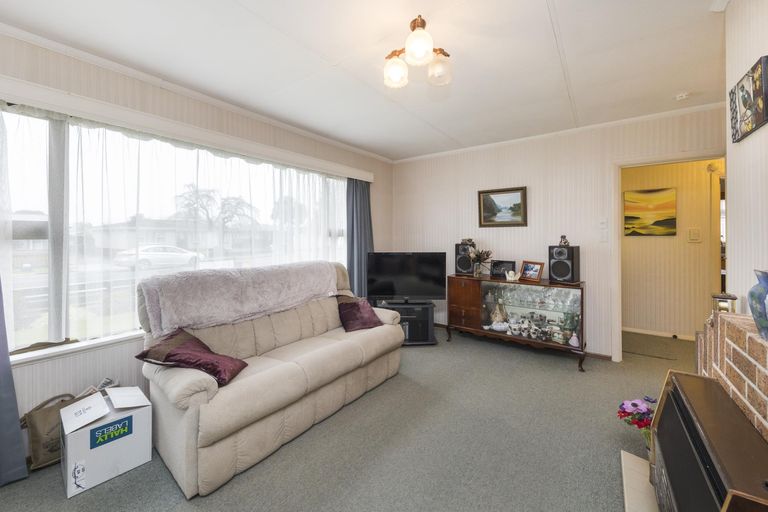 Photo of property in 64 College Street, Awapuni, Palmerston North, 4412