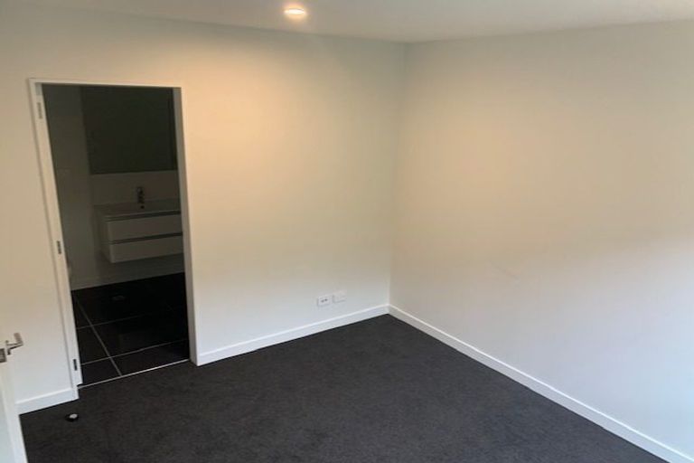 Photo of property in 5/170 Fraser Avenue, Johnsonville, Wellington, 6037