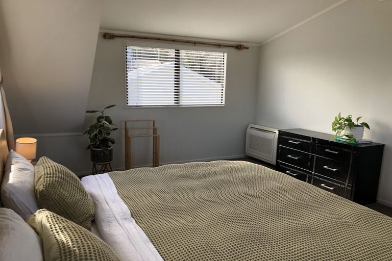 Photo of property in 18 Pelorus Street, Welcome Bay, Tauranga, 3112